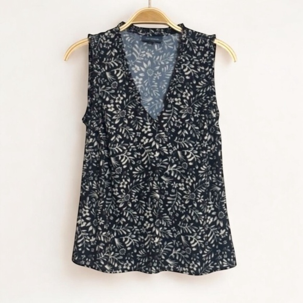 ModCloth Floral Ruffle Blouse